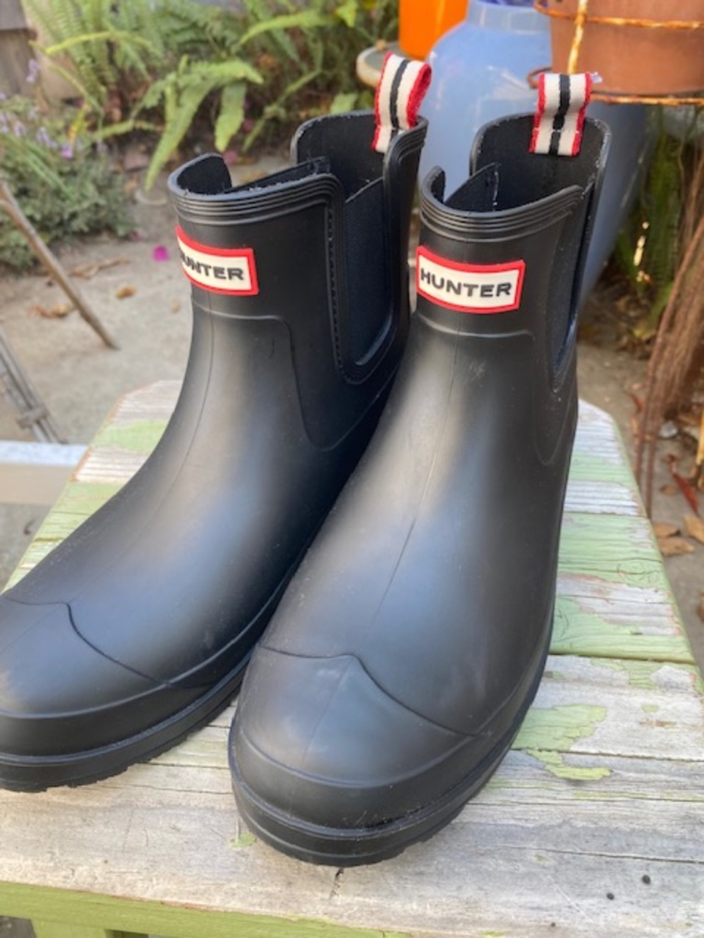 Black Hunter Women's Tabitha Chelsea Waterproof Rain Boots, size 9